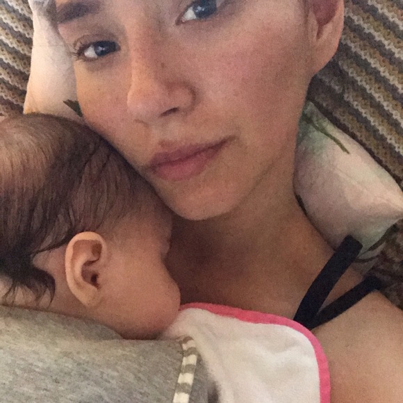 Meet ur sellerrrrr - Picture 5 of 5